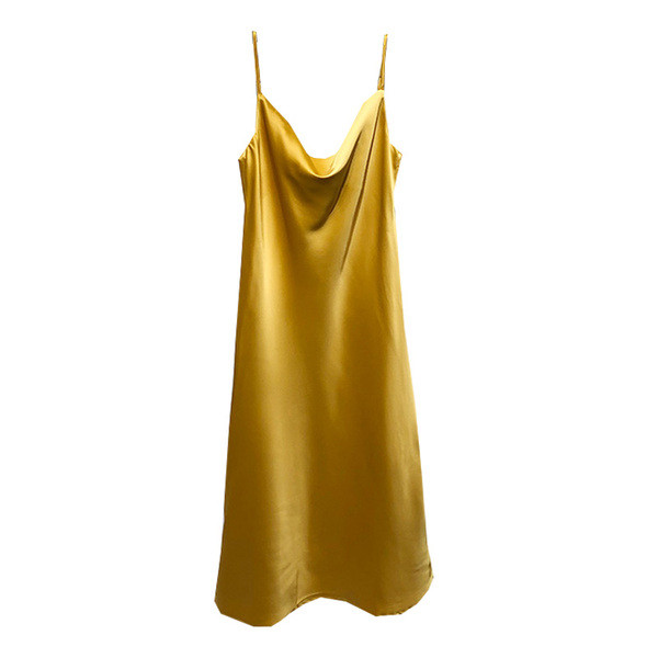 Сатенена дамска рокля с тънки презрамки 