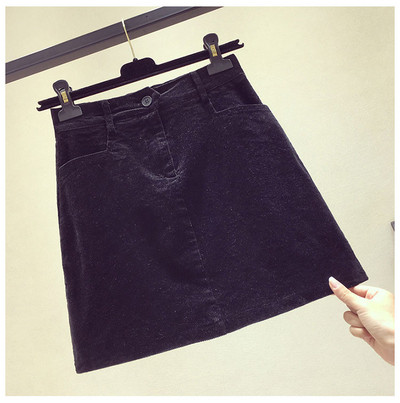 Нов модел дамска пола с висока талия и джобове