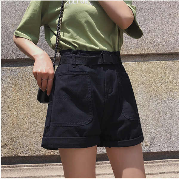 Ležerne ženske kratke hlače s visokim strukom i remenom