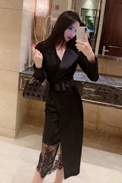 Rochie eleganta asimetrica cu centura si dantela