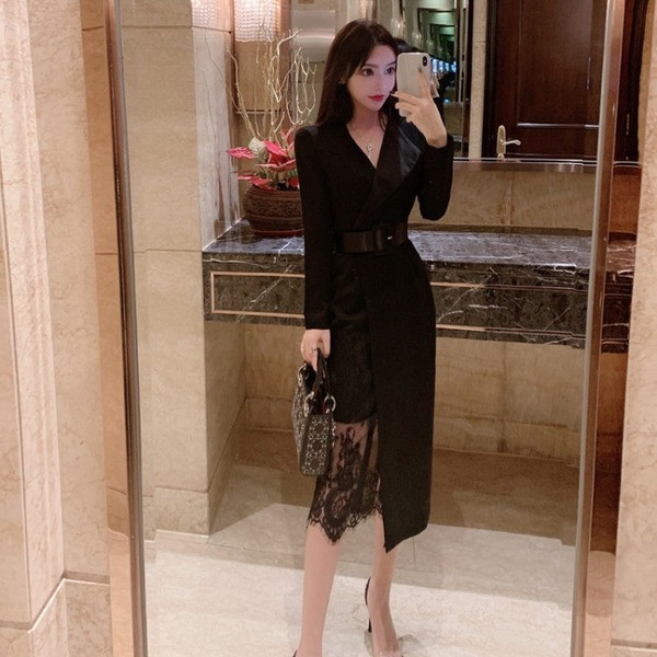 Rochie eleganta asimetrica cu centura si dantela