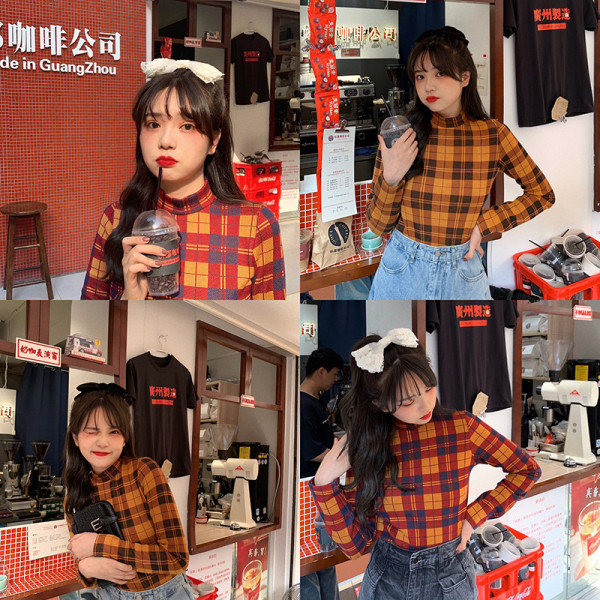 Bluză casual de damă în carouri cu guler polo