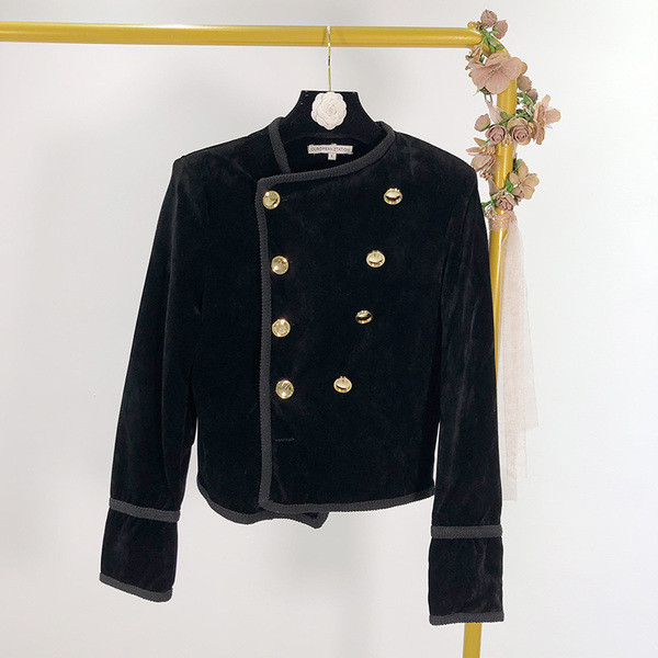 Moteriškas ekologiškas zomšinis paltas ir užsegimas šone