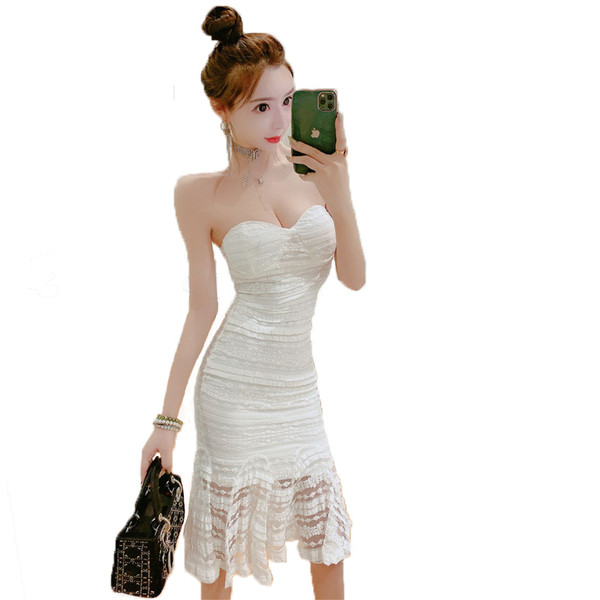 Rochie lunga de dama eleganta cu dantela