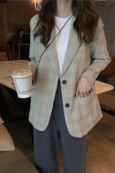 Sieviešu ikdienas rūtaina jaka ar pogām un kabatām