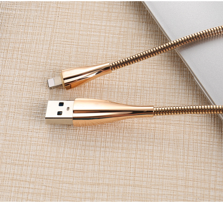 Метален бързозареждащ USB кабел тип пружина Type-L в златист цвят