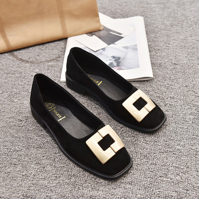 Naiste seemisnahast kingad lameda talla ja pandlaga