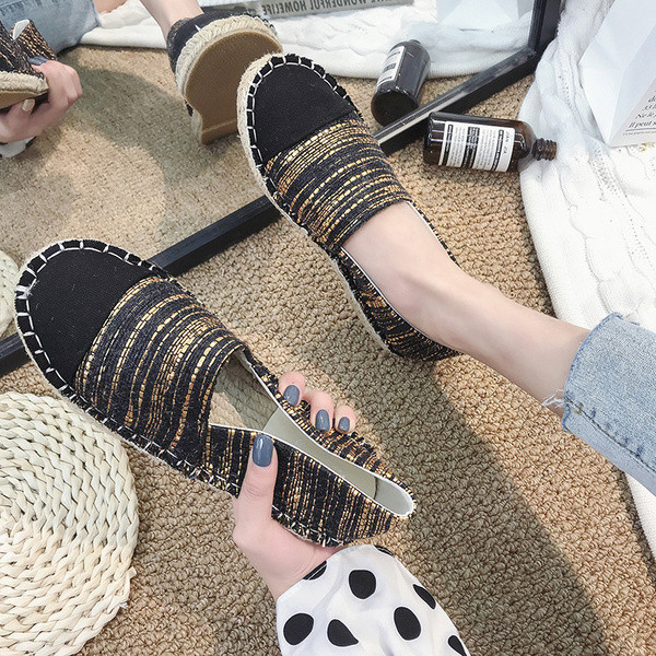 Ikdienas sieviešu rūtainas kurpes ar plakanu zoli