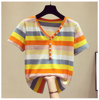 Dryžuoti moteriški marškinėliai su sagomis ir špicine iškirpte