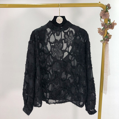 Női tavaszi csipkeblúz és félmagas gallér