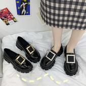 Pantofi moderni de dama cu catarama metalica patrata