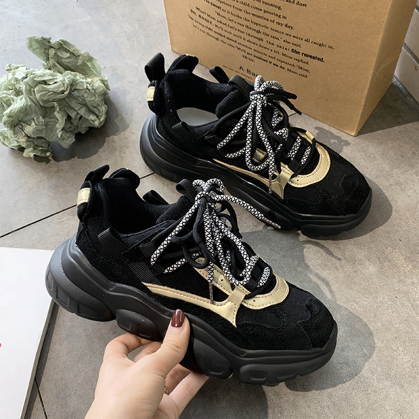 Sporta un ikdienas sieviešu kedas ar raupju zoli