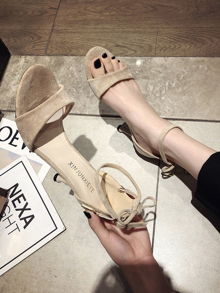 Elegantne ženske sandale od eko brušene kože na tanku petu - 8 cm