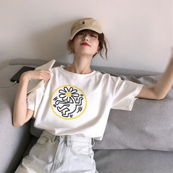 Tricou dama cu imprimeu, decolteu oval si maneci scurte