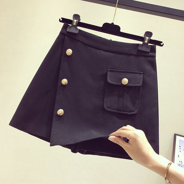 Modernus moteriškas languotas sijonas-kelnės su sagomis ir kišene