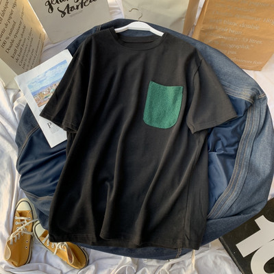 Sieviešu kokvilnas T-krekls ar īsām piedurknēm un krāsainu kabatu