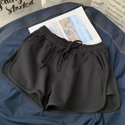 Női rövid sportnadrág elasztikus derékkal