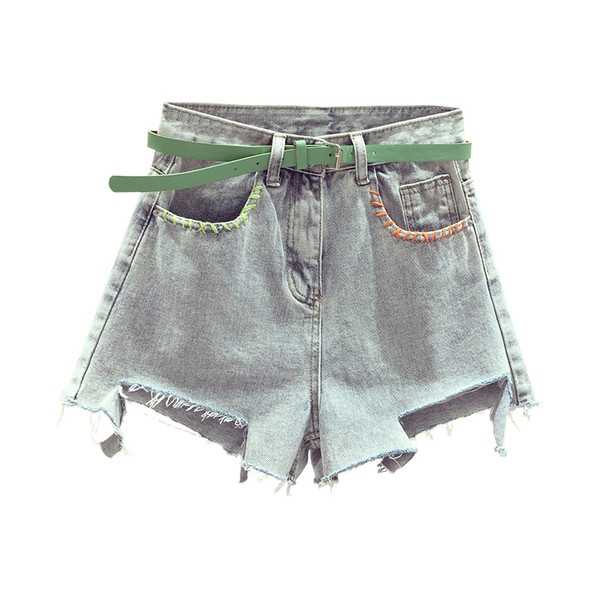 Naujo modelio moteriški šortai su dirželiu ir suplėšytais motyvais