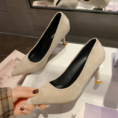 Pavasariniai moteriški batai plonu 8 cm kulnu - smailia