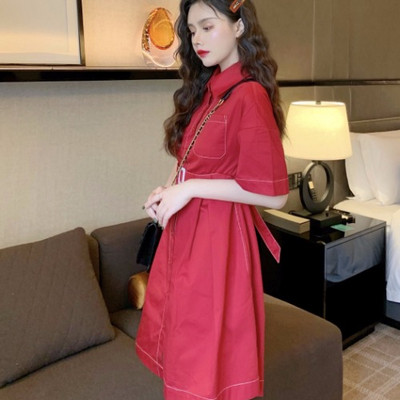 Moteriška laisvalaikio suknelė su dirželiu ir trumpomis rankovėmis - kirpimo modelis