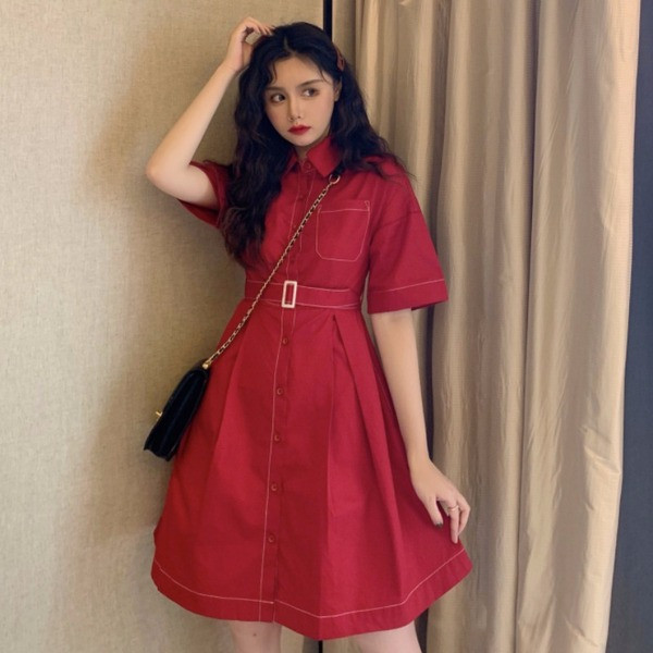 Moteriška laisvalaikio suknelė su dirželiu ir trumpomis rankovėmis - kirpimo modelis