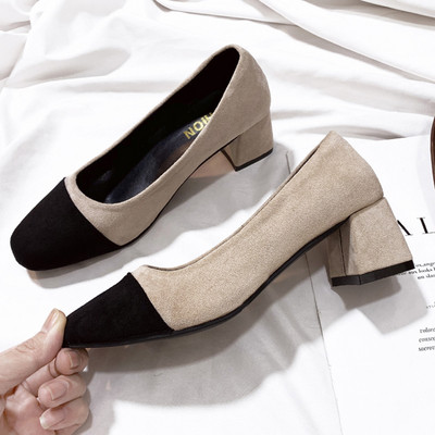 Moteriški modernūs zomšiniai batai kvadratiniu kulnu