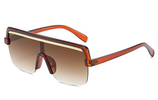 Modernūs moteriški akiniai su kaukėmis