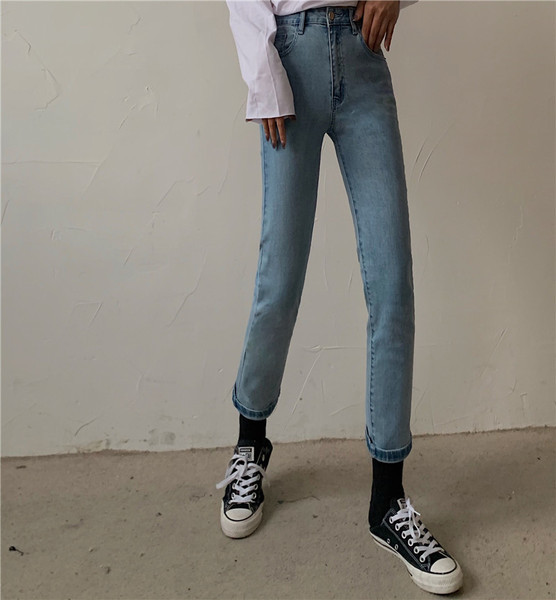 Švarūs moteriški džinsai aukštu juosmeniu