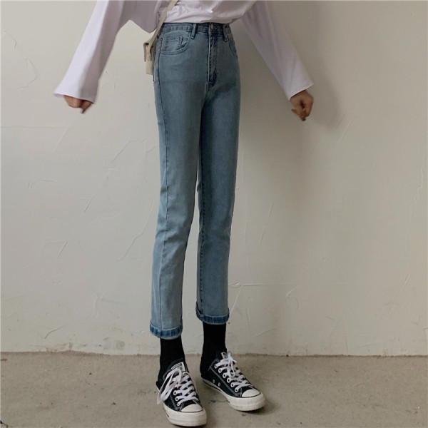 Švarūs moteriški džinsai aukštu juosmeniu