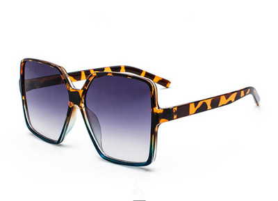 Modernūs moteriški kvadrato formos akiniai