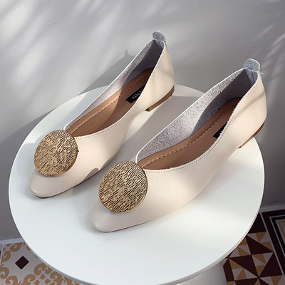 Moteriški laisvalaikio odiniai batai lygiais padais ir metaline sagtimi