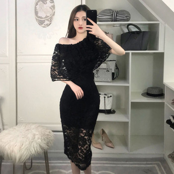 Дантелена дамска рокля с лодка деколте
