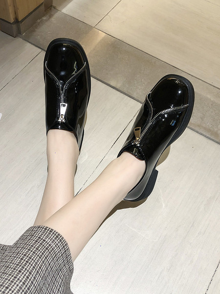 Laisvalaikio moteriški juodi batai su lakuota oda ir užtrauktuku