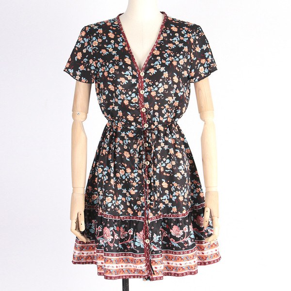 Ежедневна дамска къса рокля с флорален десен и къс ръкав 