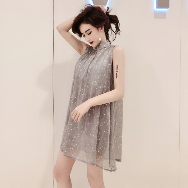 Къса дамска рокля разкроен модел с връзки