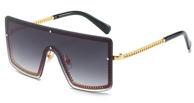 Naujas kvadrato formos akinių nuo saulės modelis