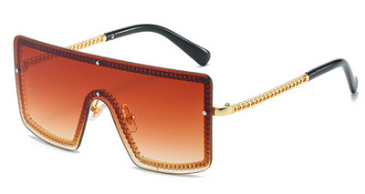 Naujas kvadrato formos akinių nuo saulės modelis