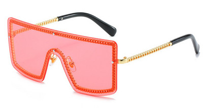 Naujas kvadrato formos akinių nuo saulės modelis