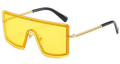 Naujas kvadrato formos akinių nuo saulės modelis