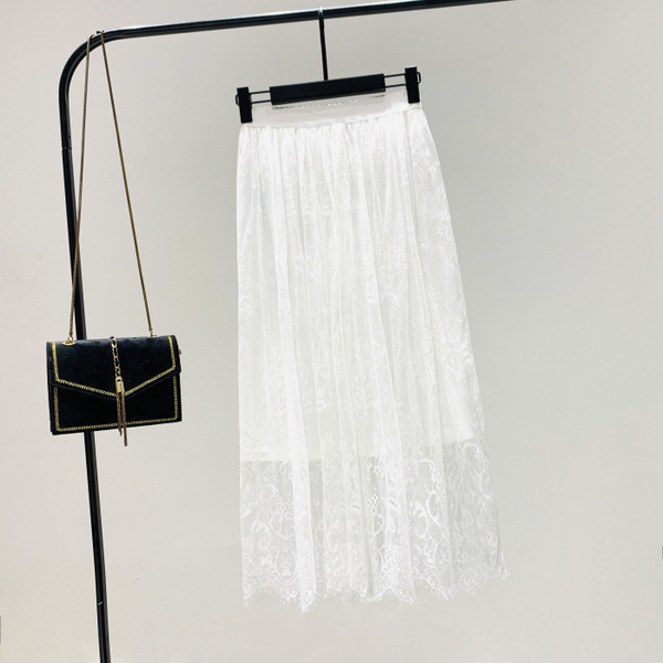 Модерна дамска дантелена пола с висока талия в бял цвят