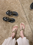 Ежедневни дамски сандали с равна подметка и камъни