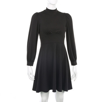 Ежедневна  дамска къса рокля с висока яка и дълъг широк ръкав