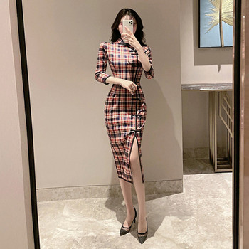 Карирана дамска рокля ретро стил с дълъг ръкав