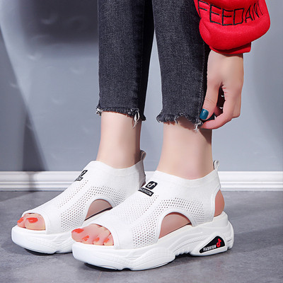 НОВО Дамски ежедневни сандали с висока подметка