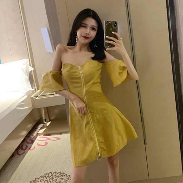 Модерна дамска рокля с цип и паднали ръкави