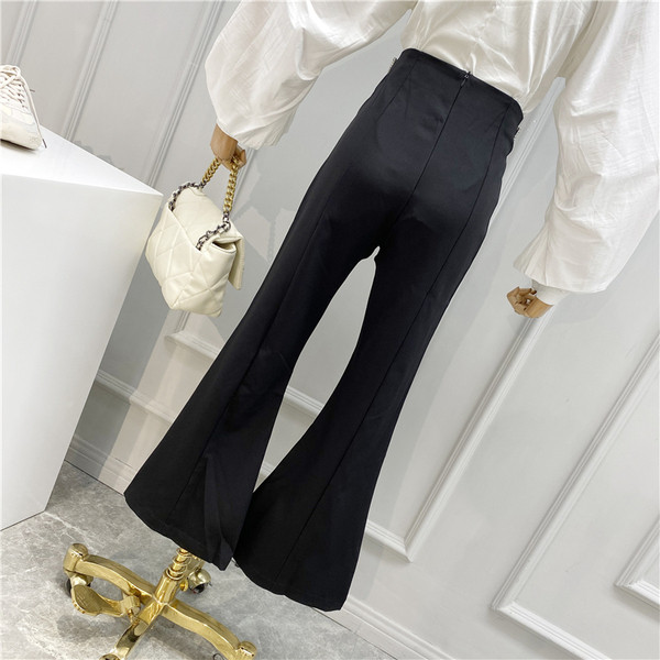 Нов модел дамски черен панталон тип чарлстон с цепки и камъни