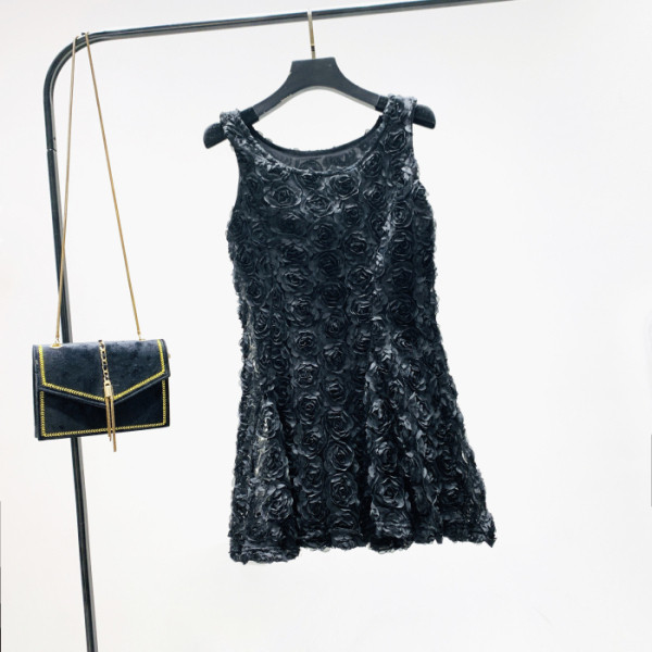 Нов модел дамска рокля с презрамки - разкроен модел