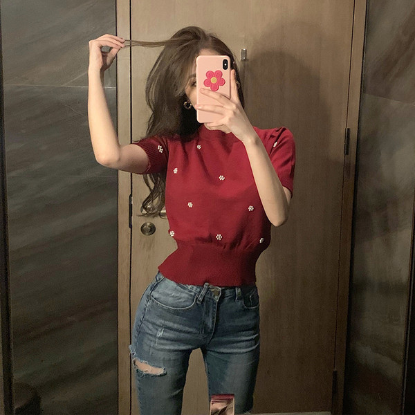 Ежедневна дамска блуза с овално деколте, къс ръкав и перли