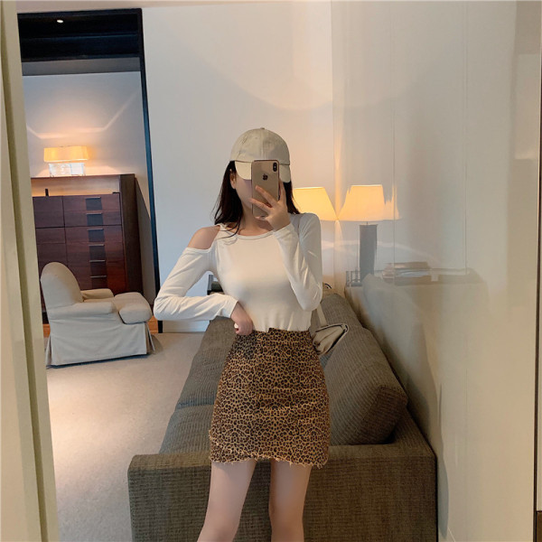 Къса дамска пола с висока талия и леопардов десен