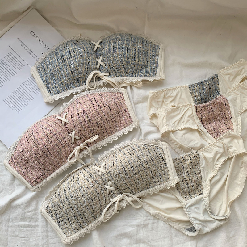 Стилен дамски комплект бельо от две части с връзки